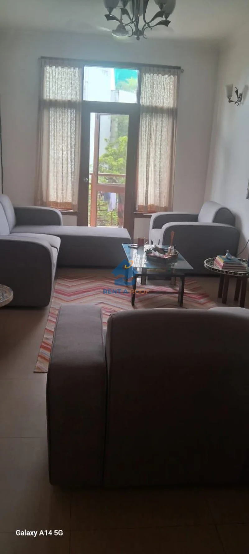 3 BHK on Second Floor for Rent in Defence Colony