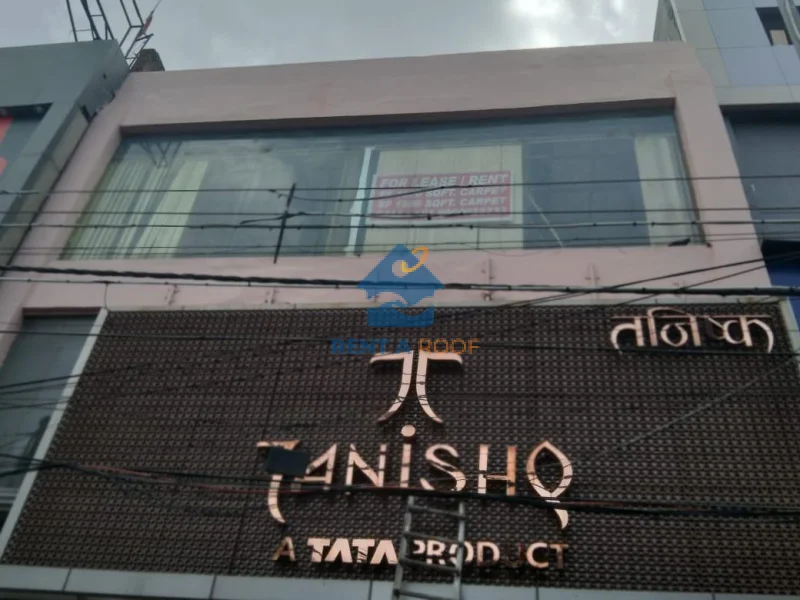 Commercial space on Second Floor for Rent in Lajpat Nagar 2