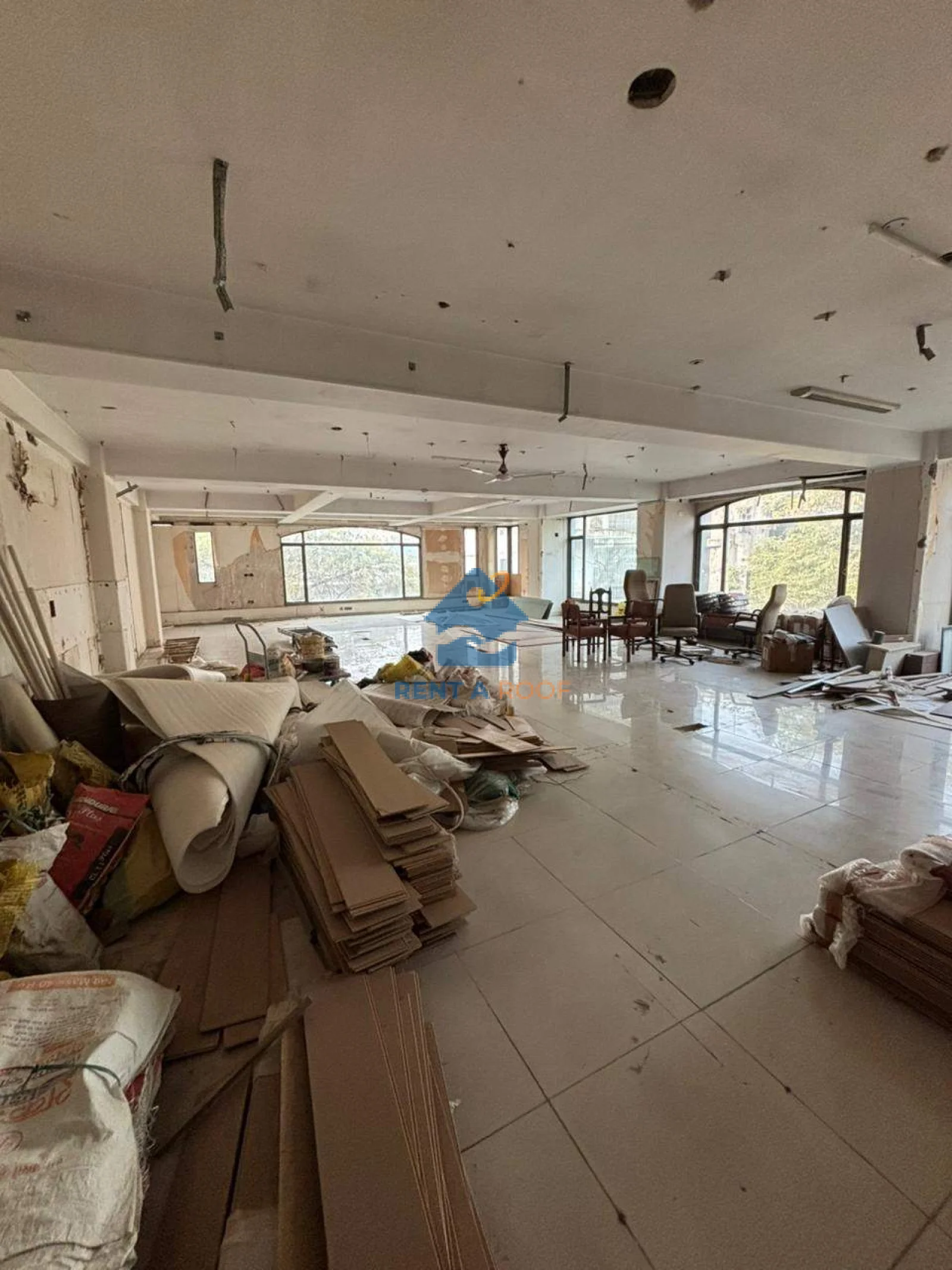 Commercial space on Third Floor for Rent in Lajpat Nagar 2