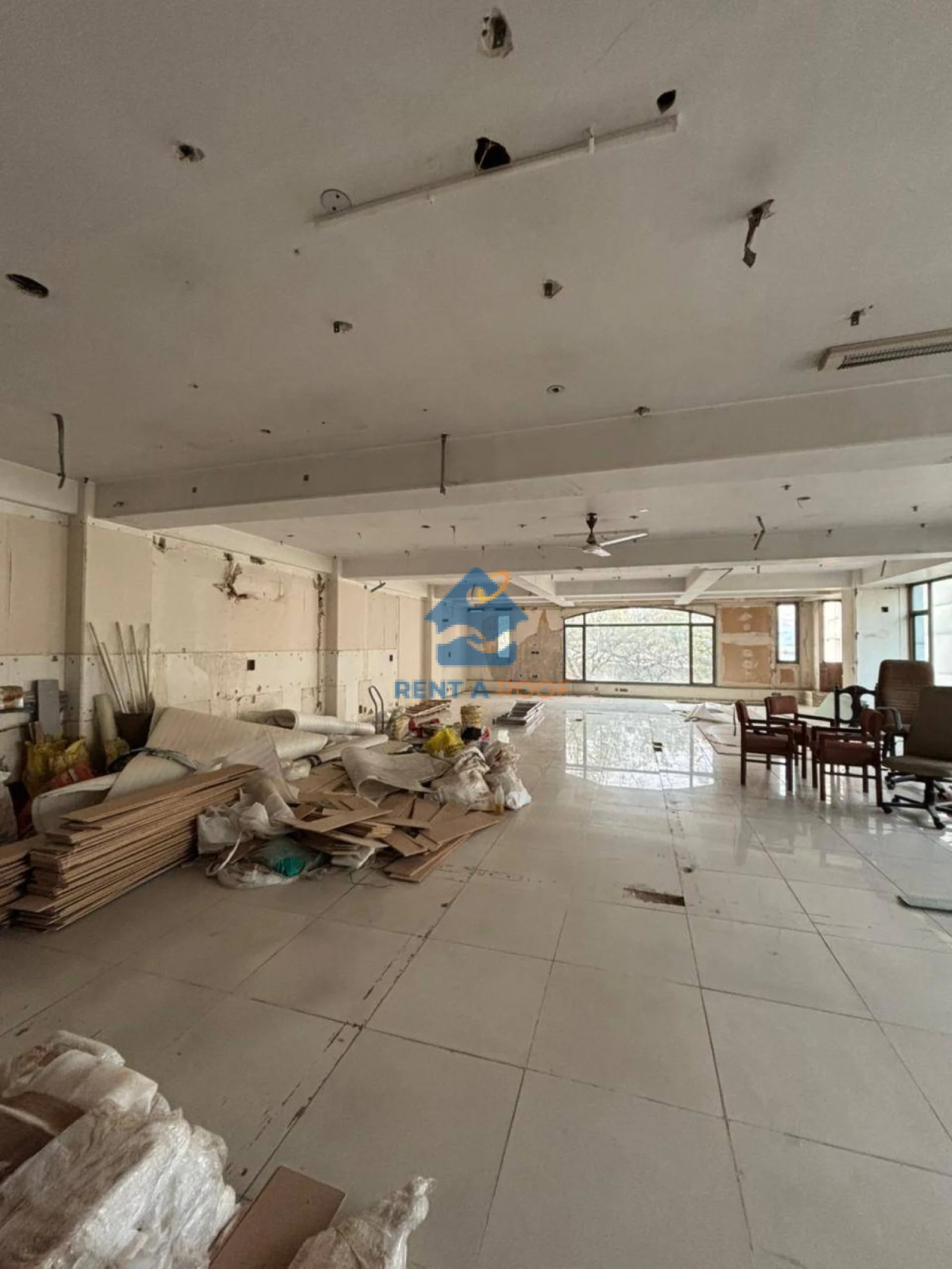 Commercial space on Third Floor for Rent in Lajpat Nagar 2