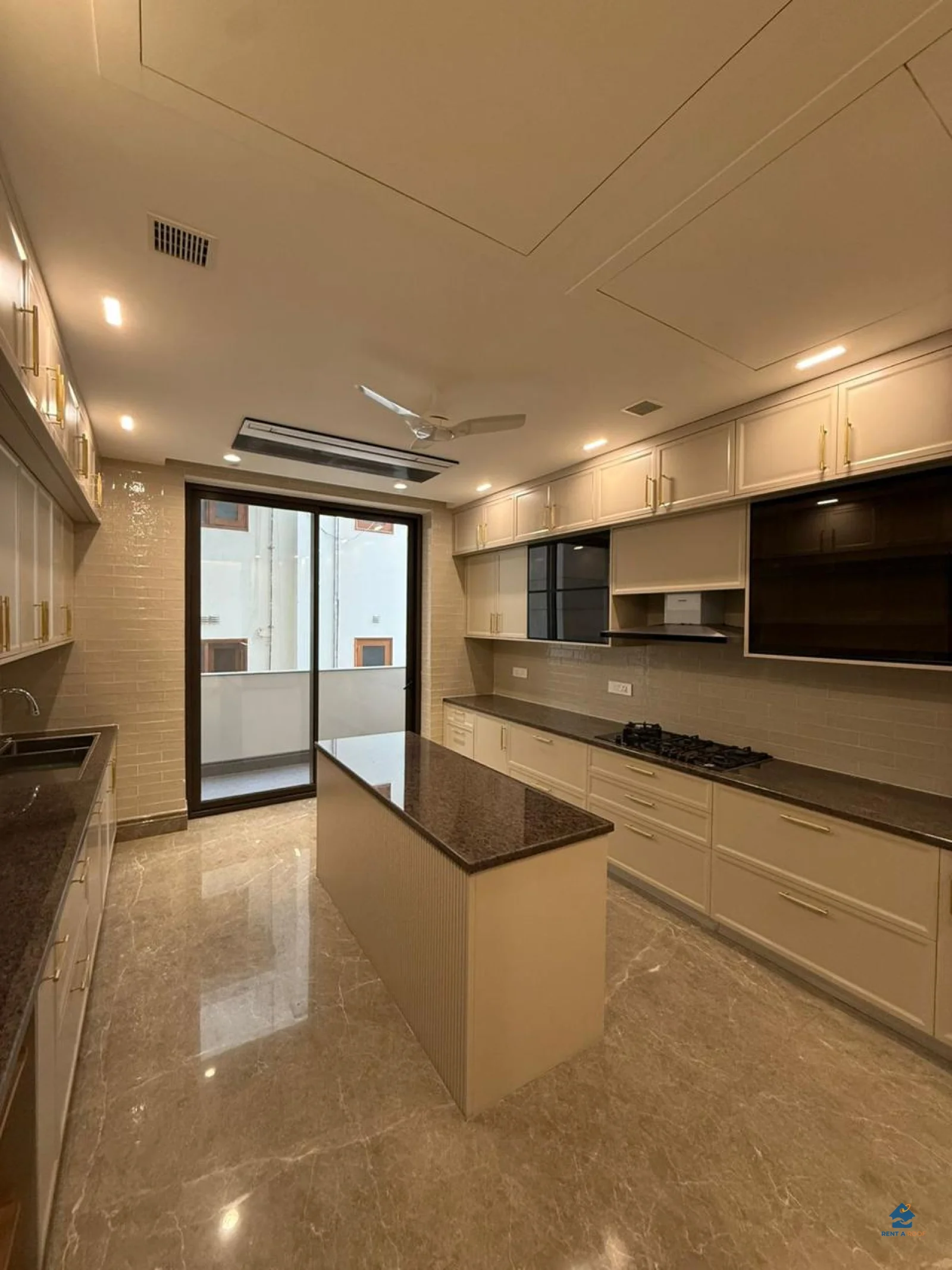 4 BHK on First Floor for Rent in Vasant Vihar