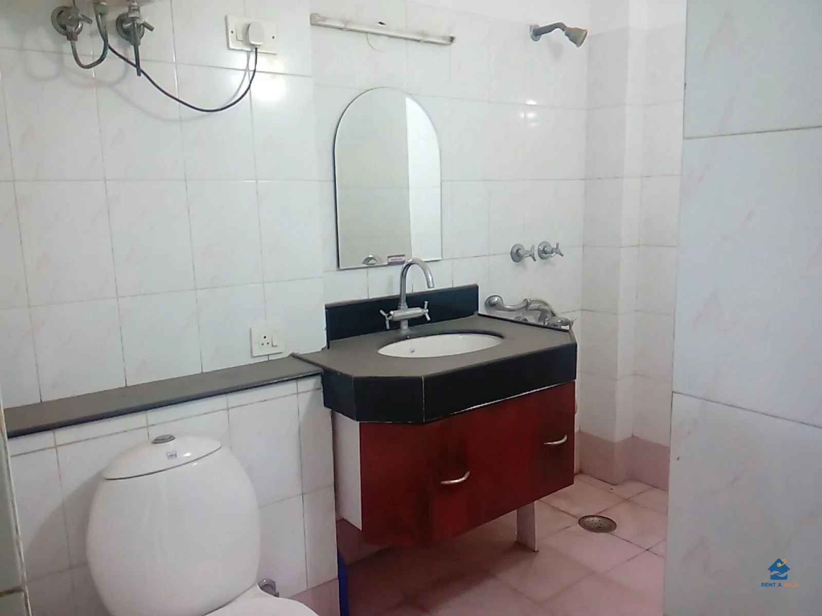 3 BHK on Second + Terrace for Rent in Greater Kailash 2