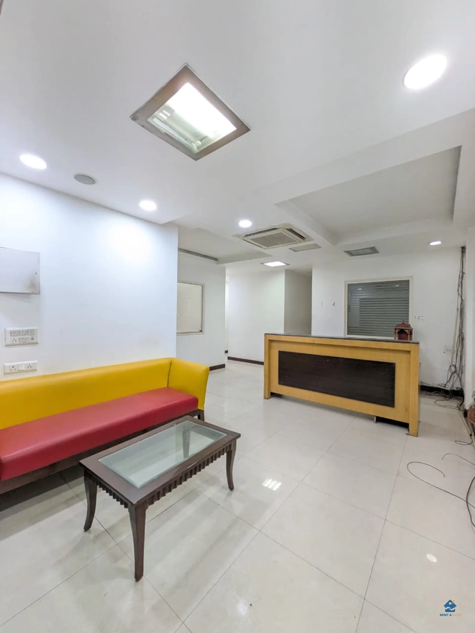 Commercial space on First Floor for Rent in Lajpat Nagar 3