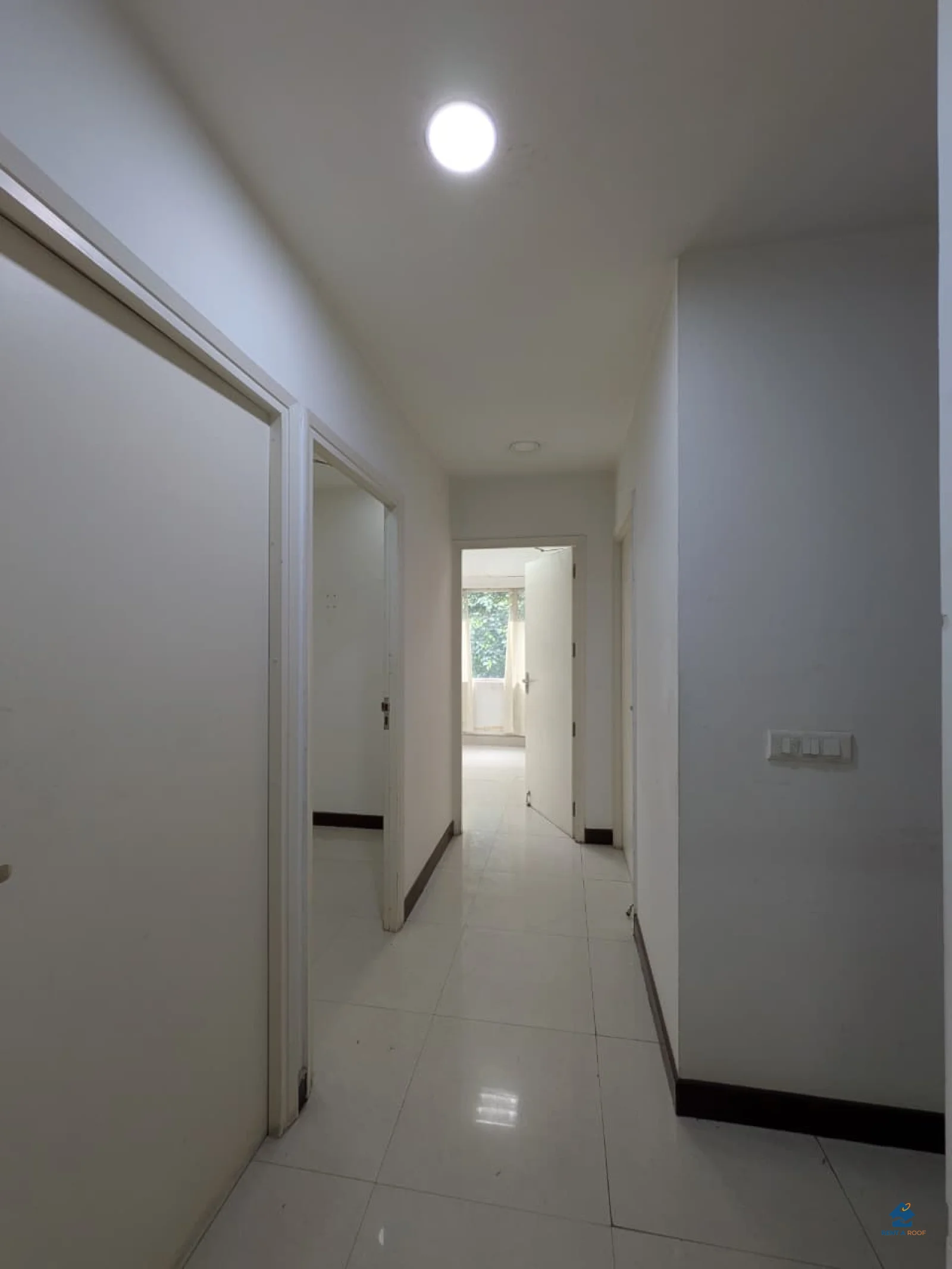 Commercial space on First Floor for Rent in Lajpat Nagar 3