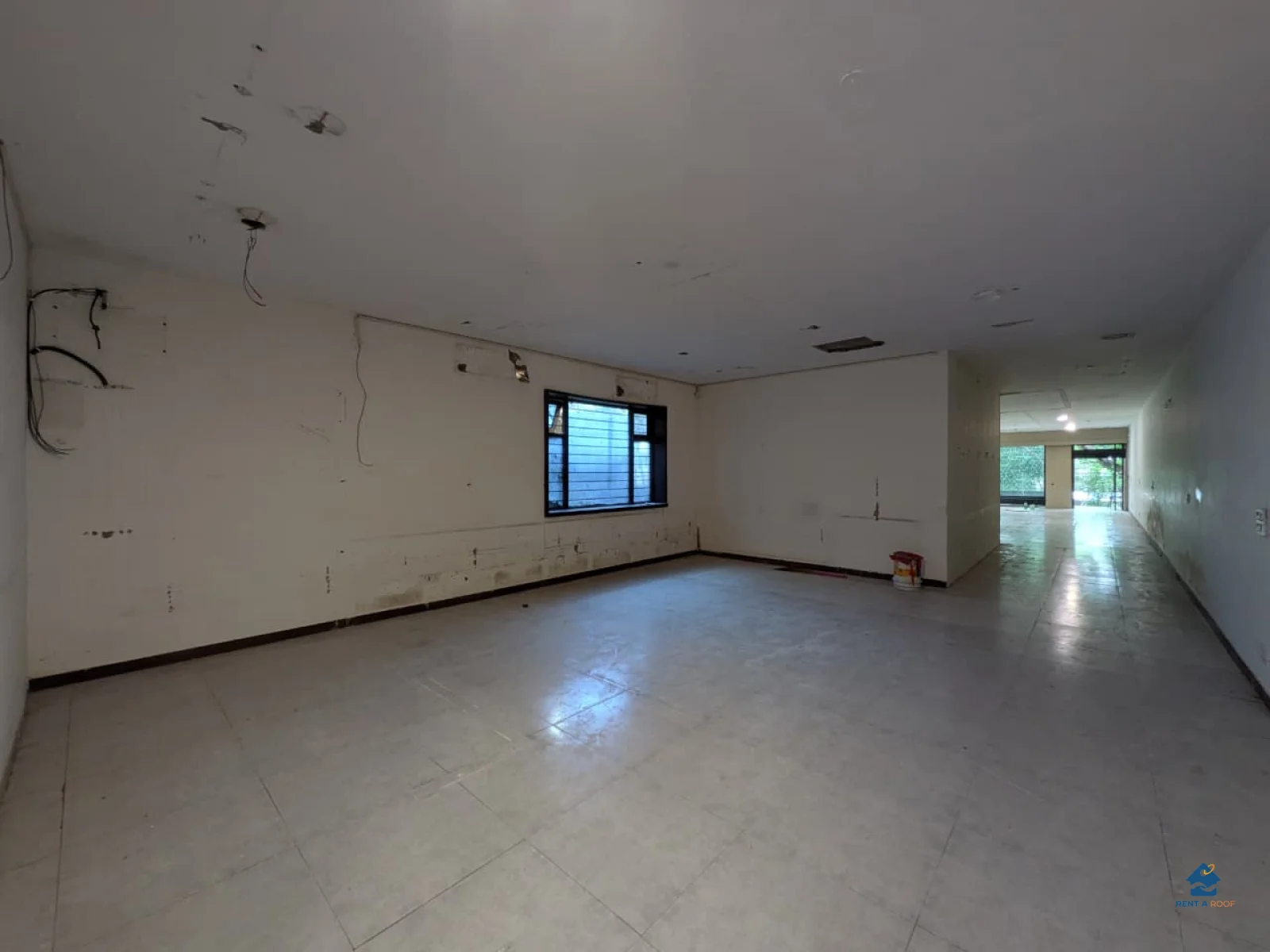Commercial space on Ground Floor for Rent in Lajpat Nagar 3