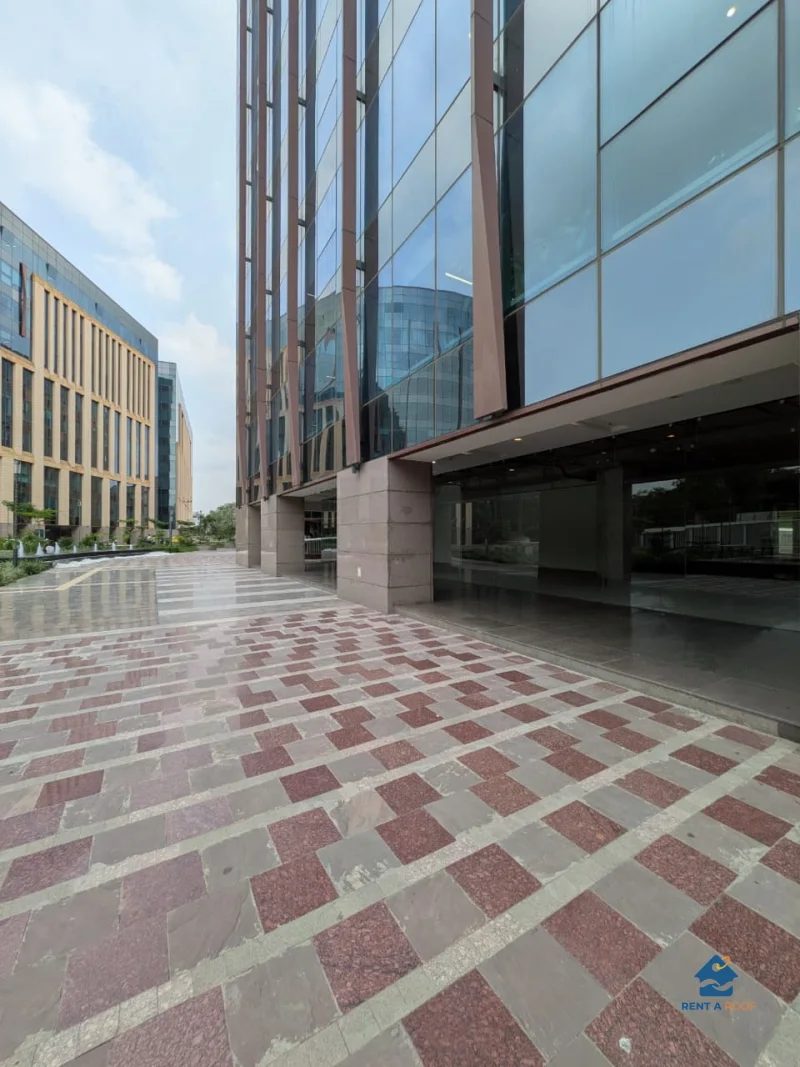 Commercial space on Ground Floor for Rent in Nauroji Nagar