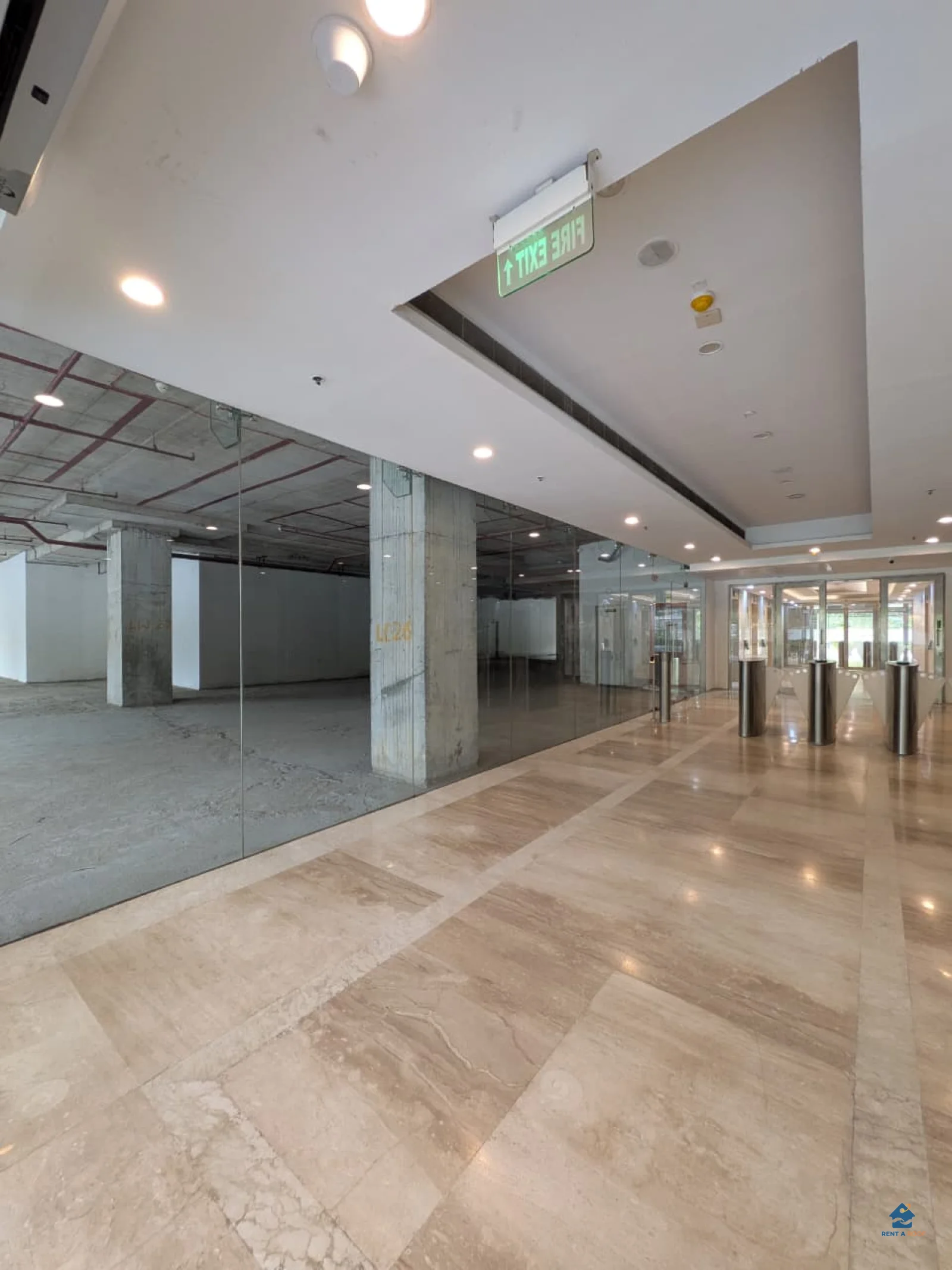 Commercial space on Ground Floor for Rent in Nauroji Nagar