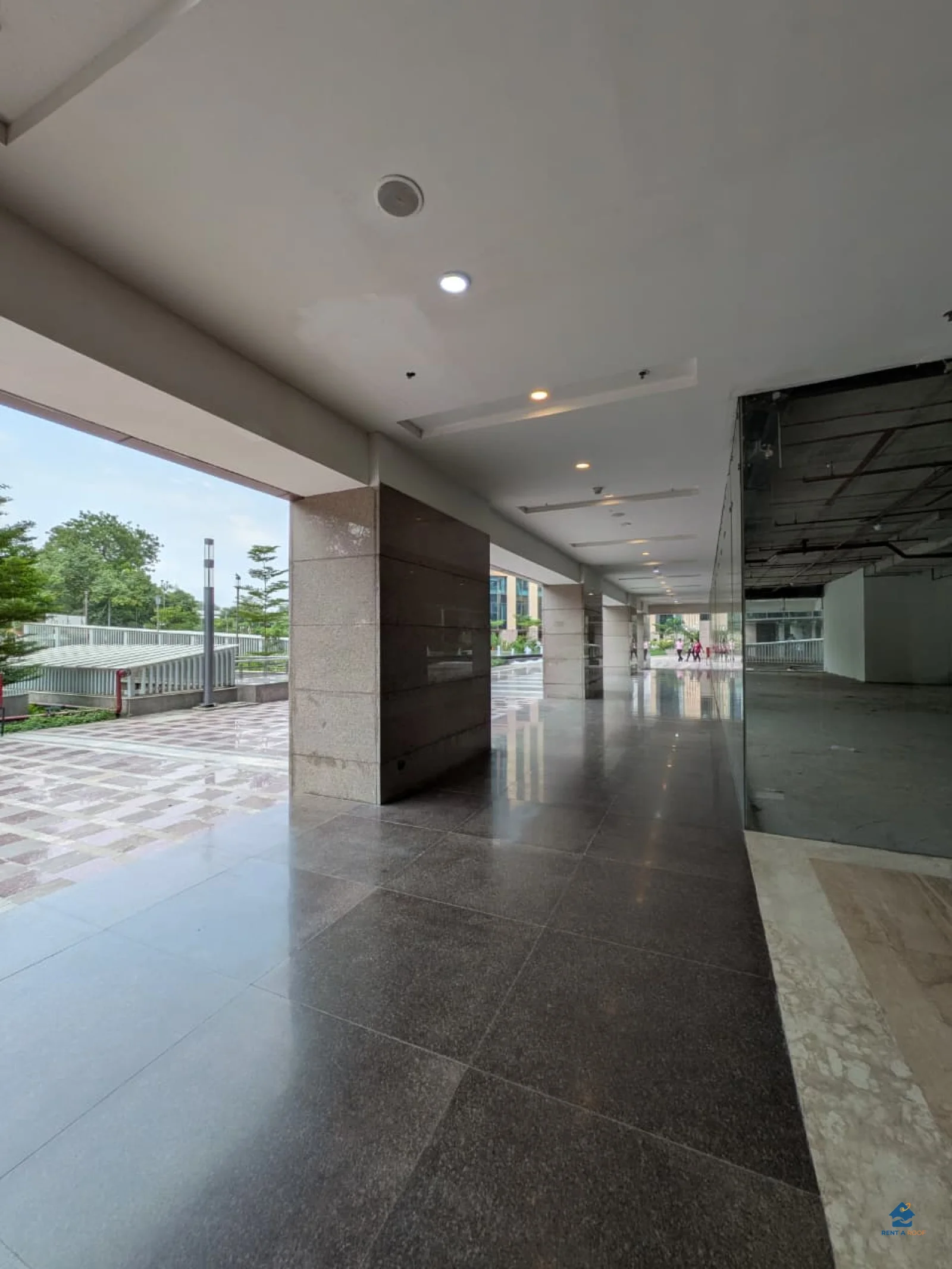 Commercial space on Ground Floor for Rent in Nauroji Nagar