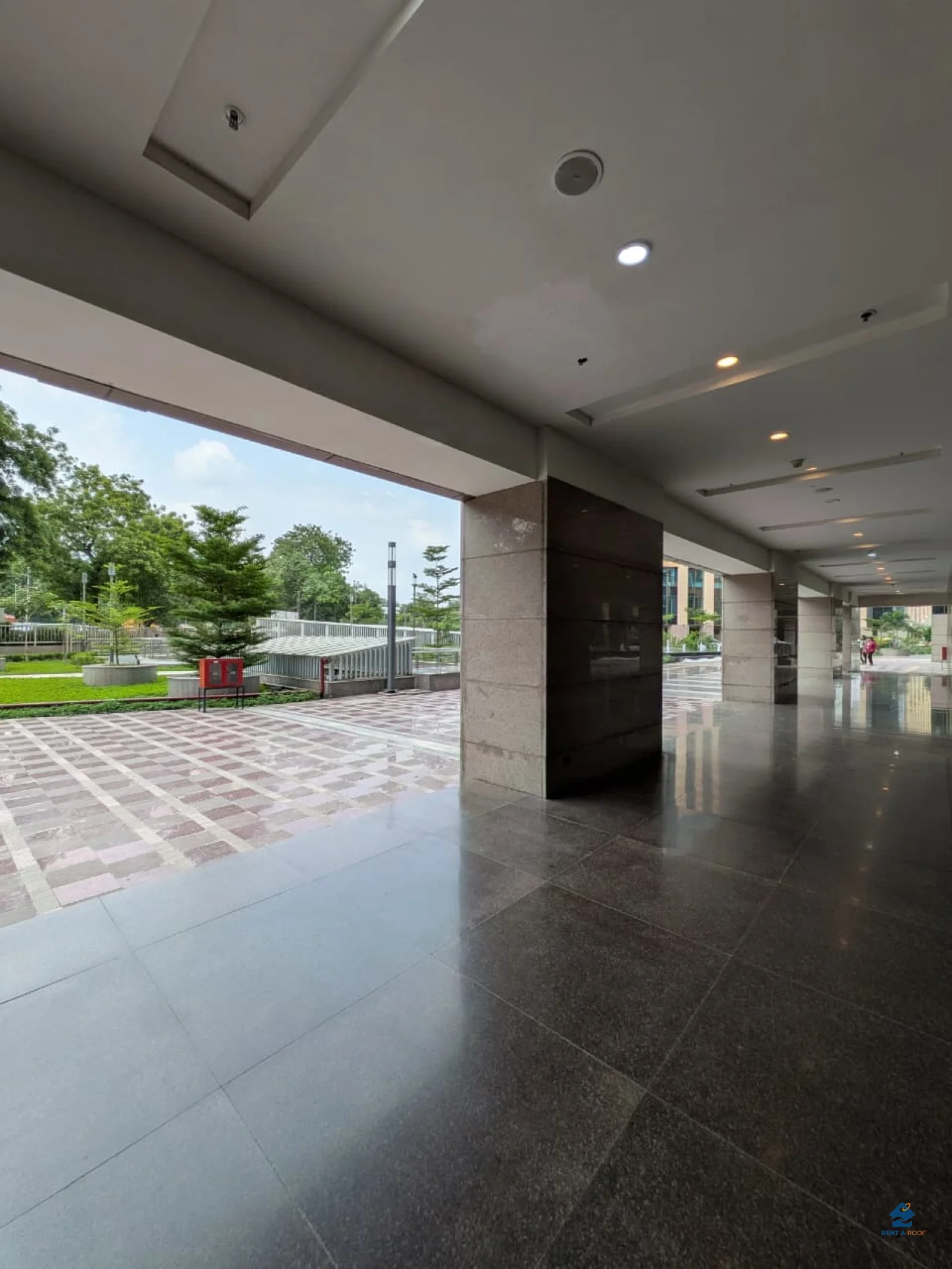 Commercial space on Ground Floor for Rent in Nauroji Nagar