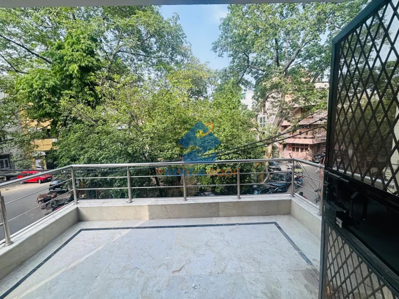 3 BHK on First Floor for Sale in Lajpat Nagar 2