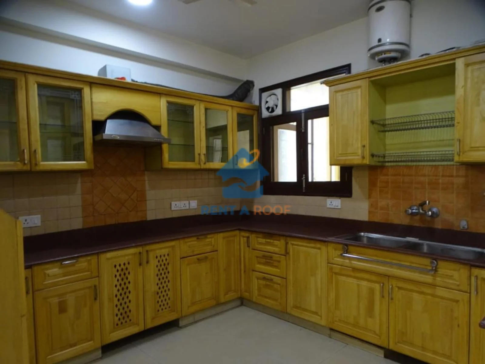 3 BHK on First Floor for Rent in New Friends Colony
