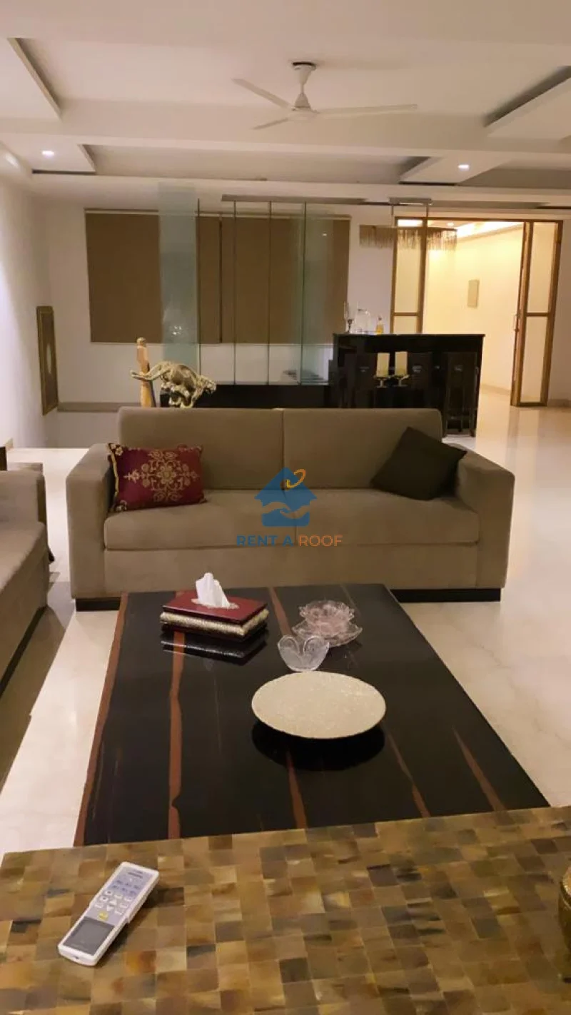 Commercial space on Basement + Ground Floor for Sale in Greater Kailash 1