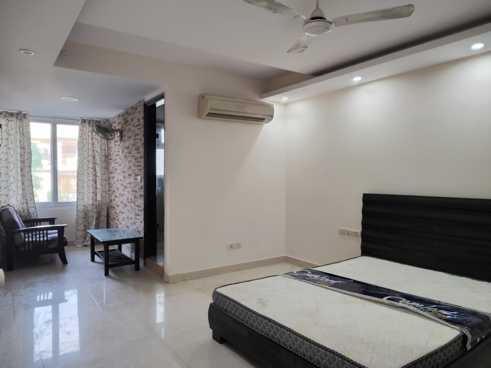 8 BHK on First + Second Floor for Rent in Vasant Vihar