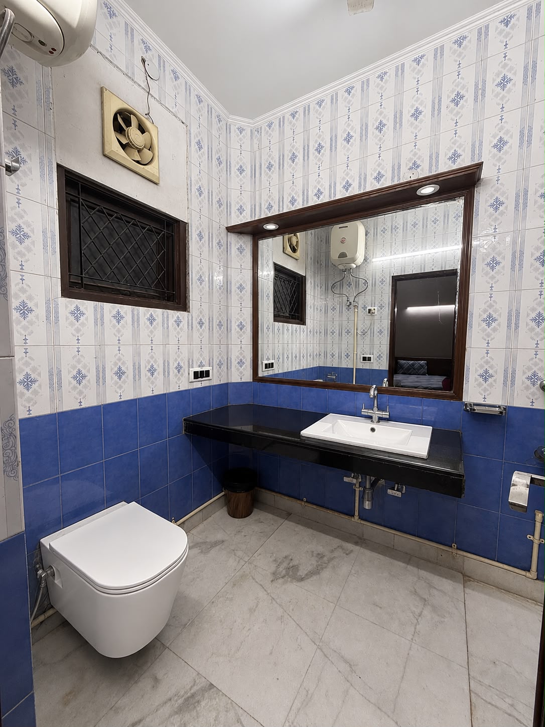3 BHK on Basement + Ground Floor for Sale in Kalkaji