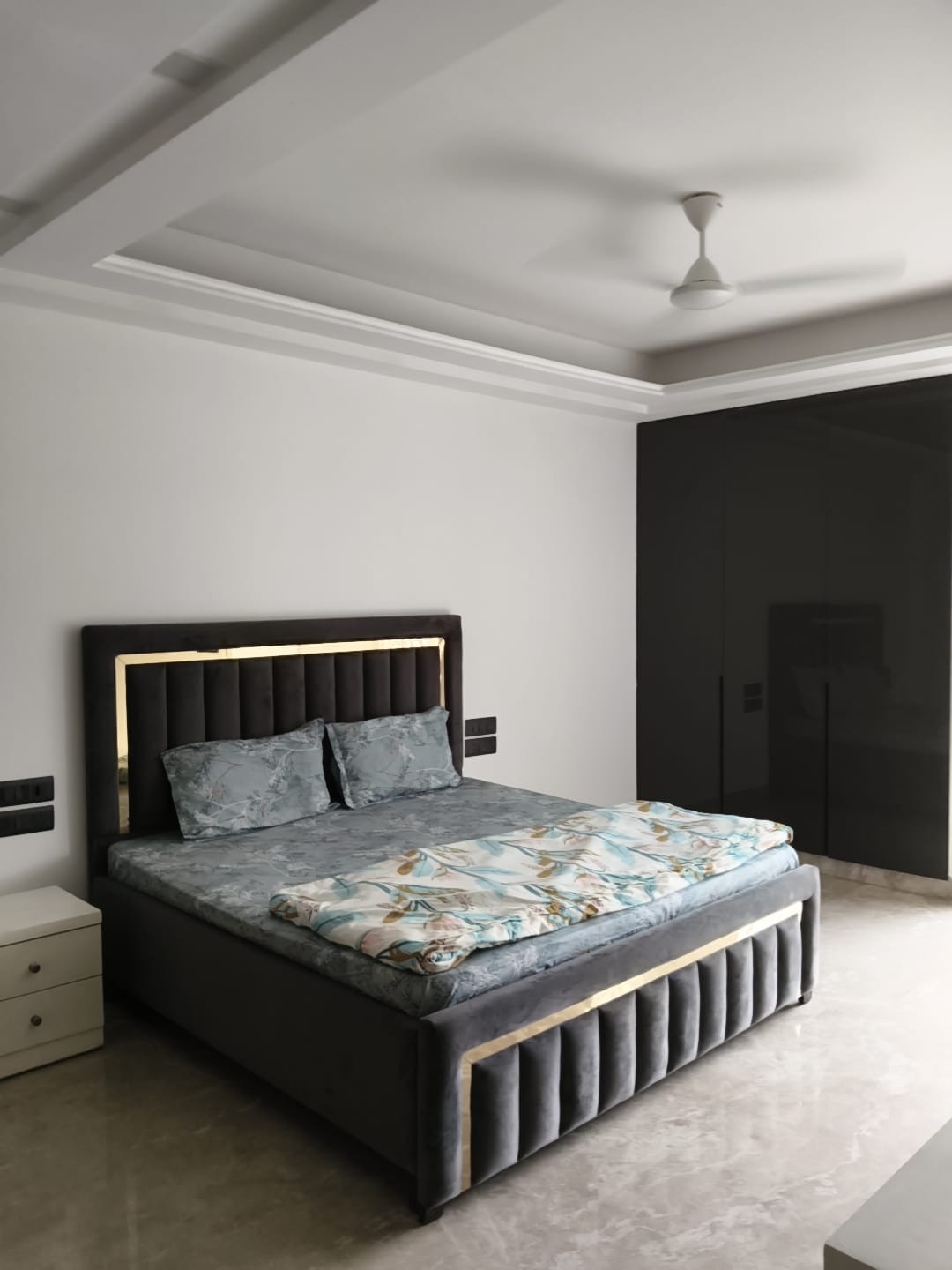 3 BHK on Upper ground Floor for Rent in Defence Colony