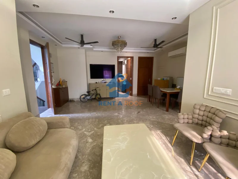 3 BHK on First Floor for Rent in Safdarjung Enclave