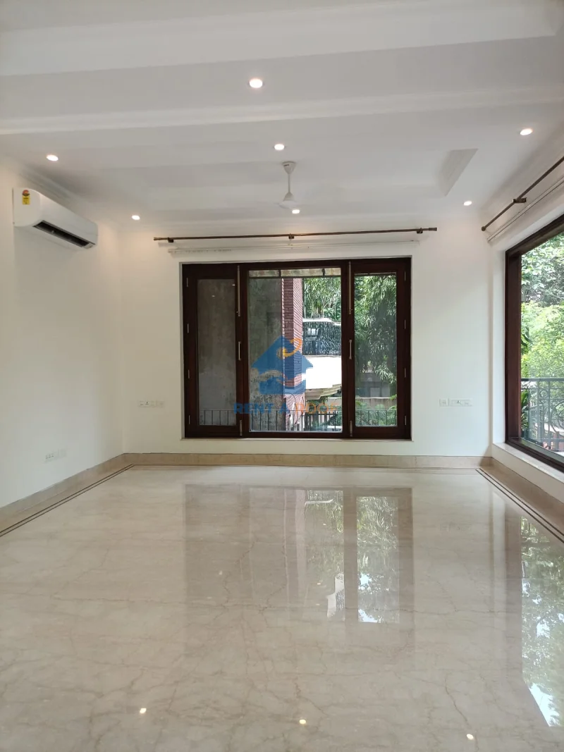 4 BHK on Upper ground Floor for Rent in Greater Kailash 2