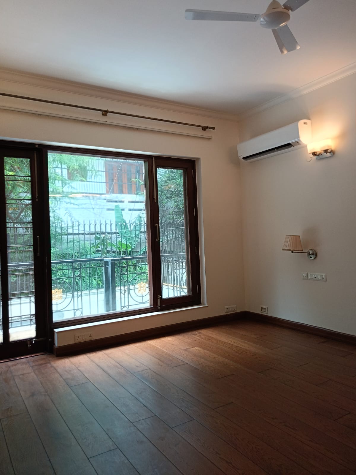4 BHK on Upper ground Floor for Rent in Greater Kailash 2