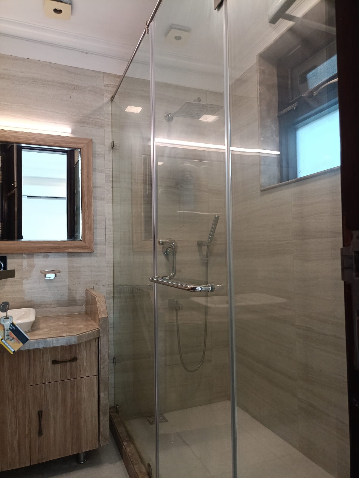 4 BHK on Upper ground Floor for Rent in Greater Kailash 2