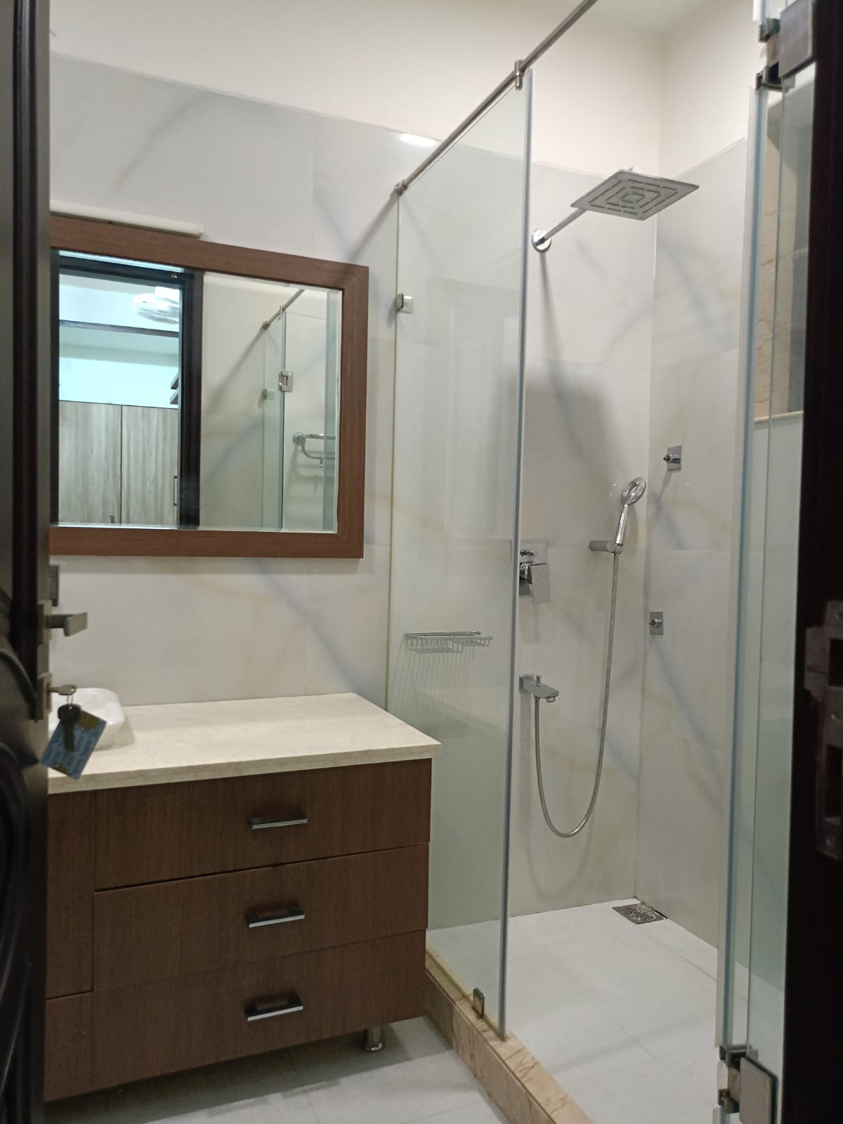4 BHK on Upper ground Floor for Rent in Greater Kailash 2