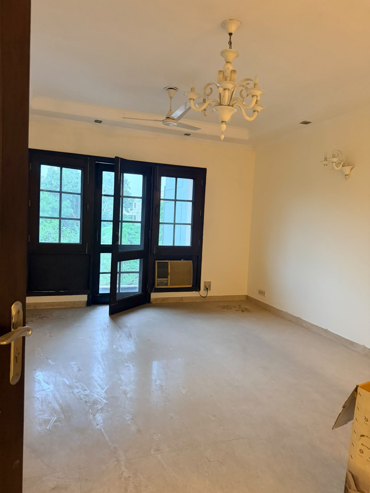 4 BHK on Second + Terrace for Rent in New Friends Colony