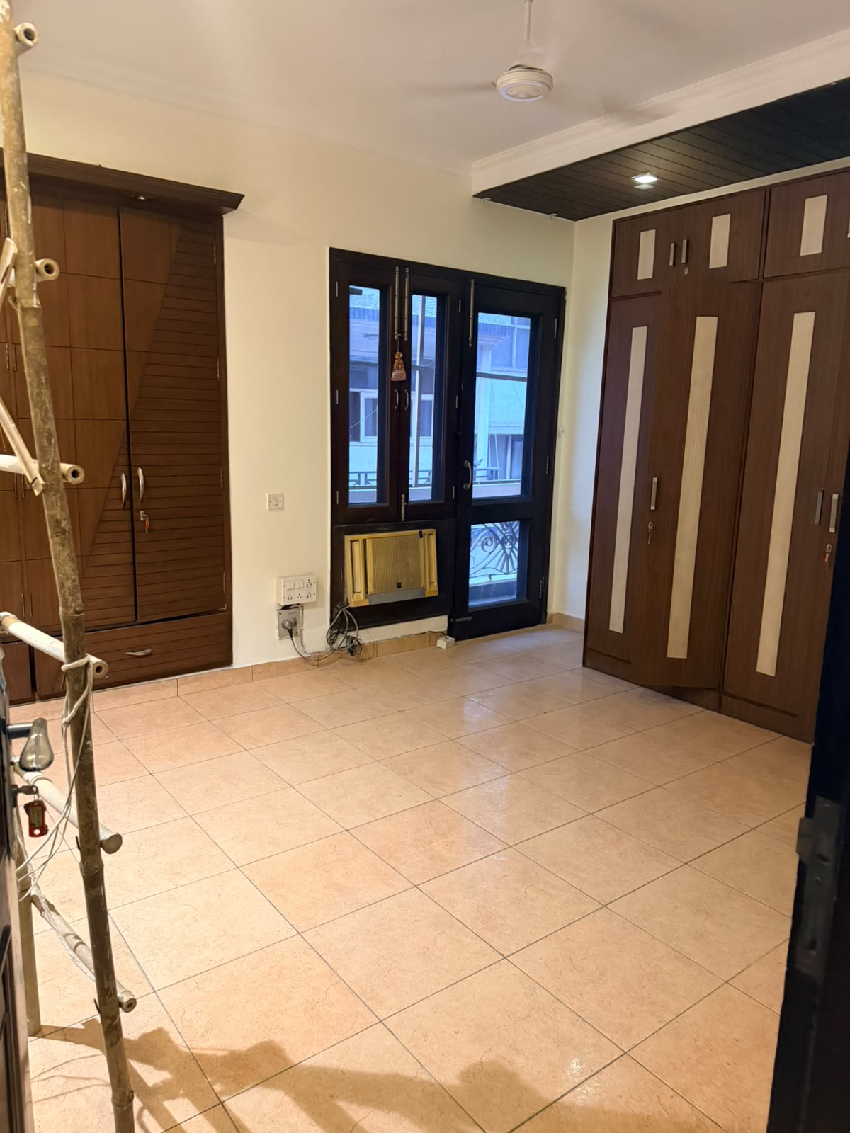 4 BHK on Second + Terrace for Rent in New Friends Colony