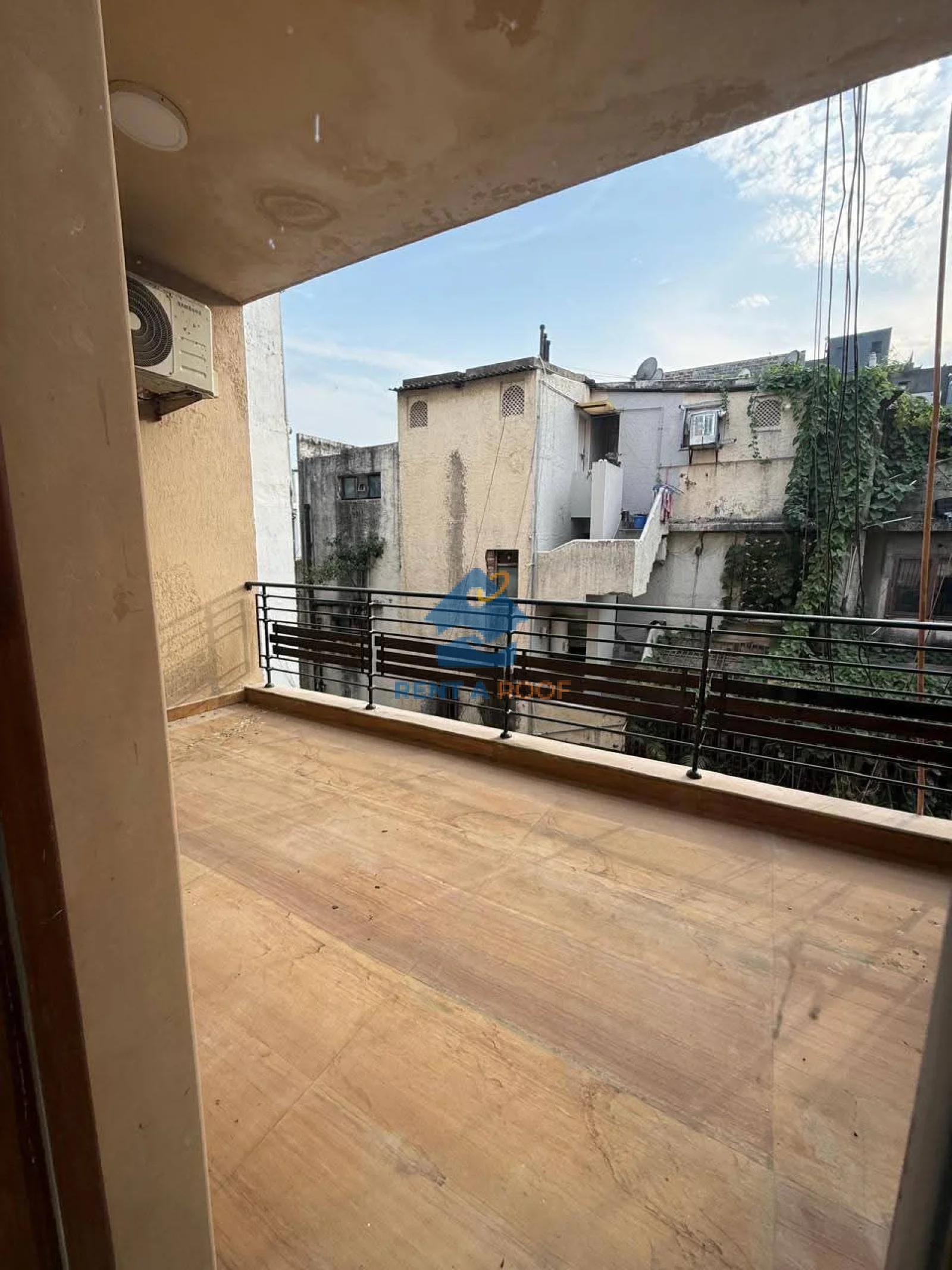 2 BHK on Second Floor for Rent in New Friends Colony
