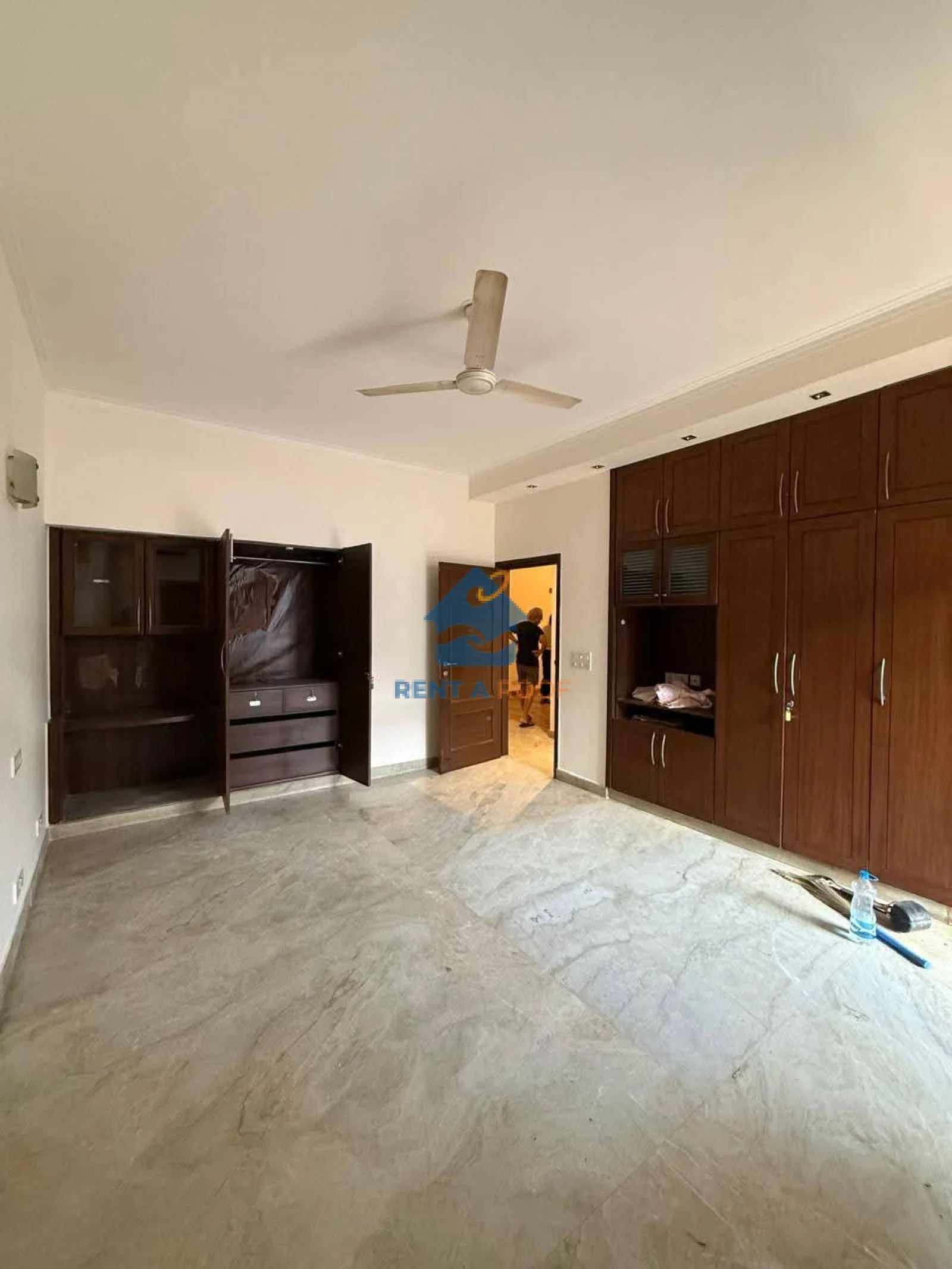 2 BHK on Second Floor for Rent in New Friends Colony
