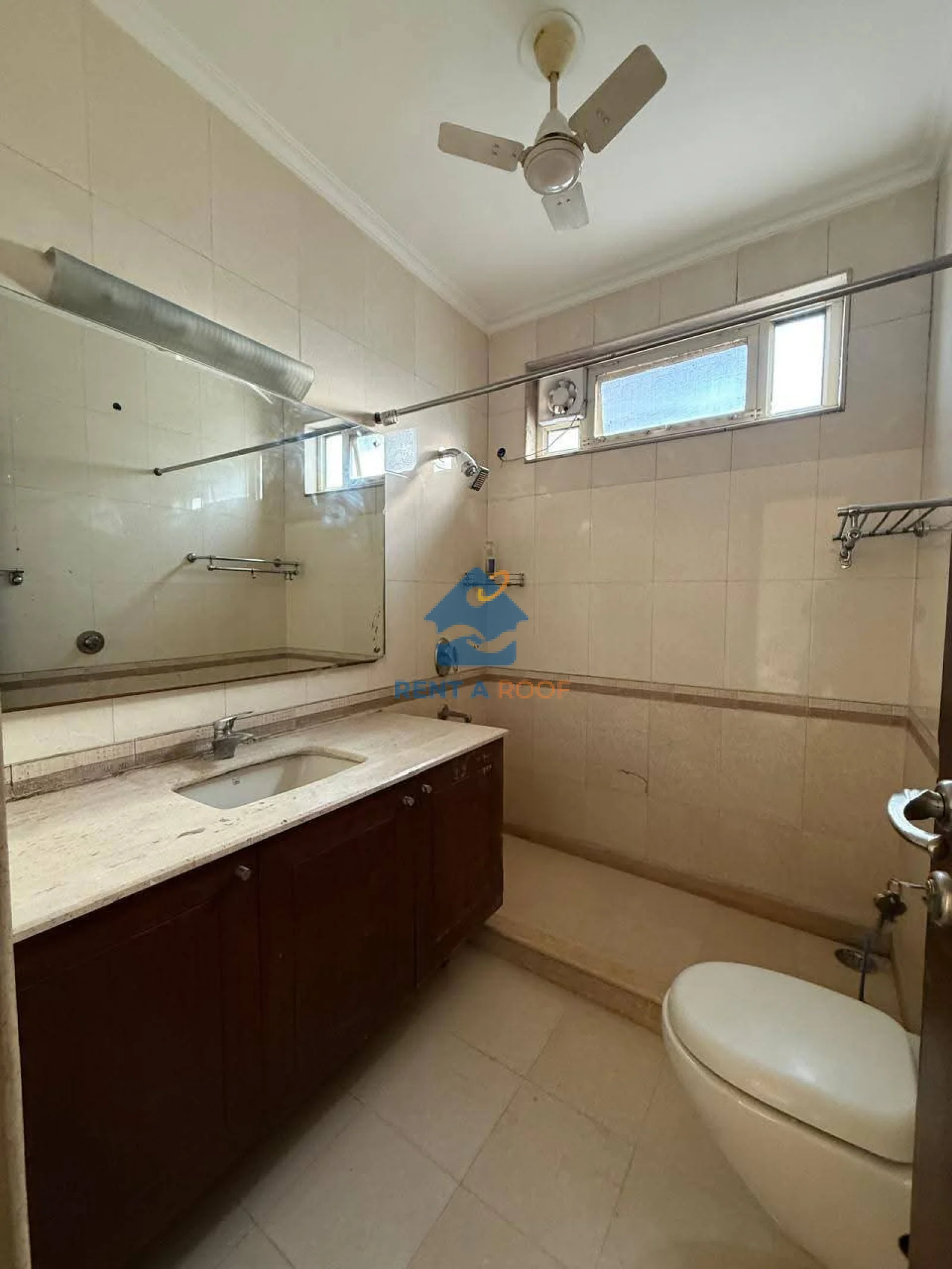 2 BHK on Second Floor for Rent in New Friends Colony