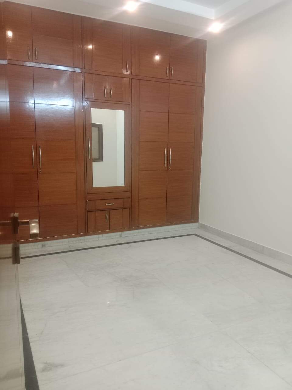 3 BHK on Ground Floor for Rent in East of Kailash