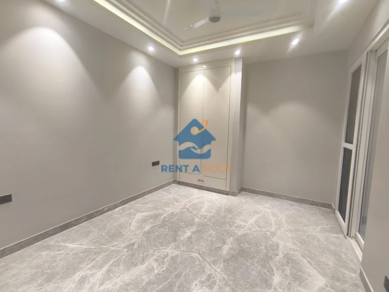 3 BHK on Ground Floor for Sale in Chittaranjan Park