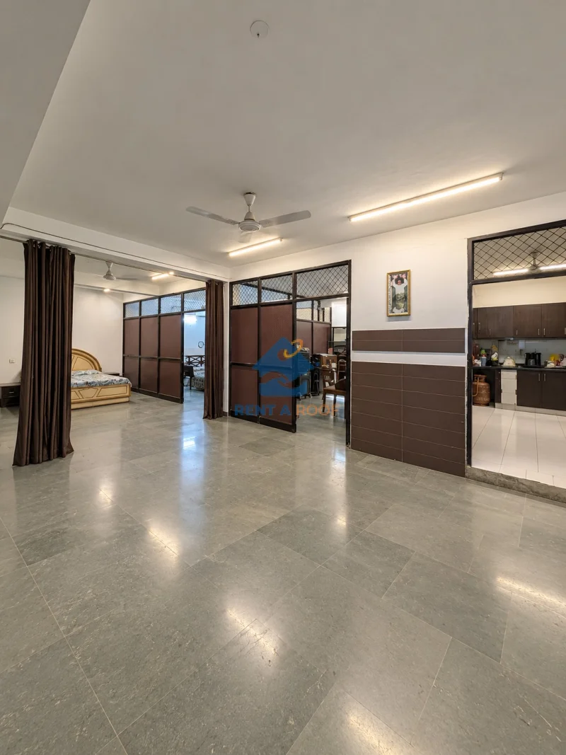 Commercial space on Basement Floor for Rent in Defence Colony