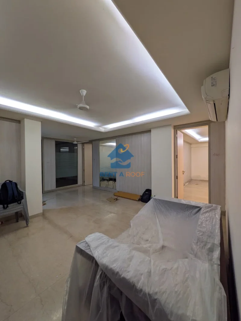 Commercial space on Basement Floor for Rent in Defence Colony