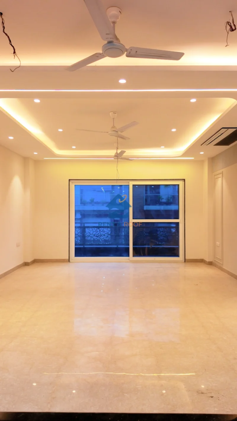 4 BHK on Second Floor for Sale in New Friends Colony