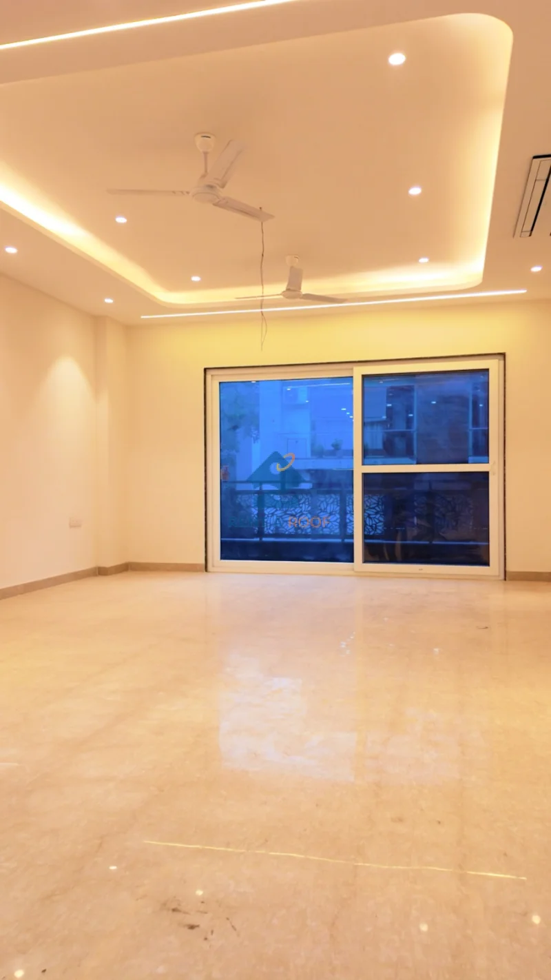 4 BHK on Third + Terrace for Sale in New Friends Colony