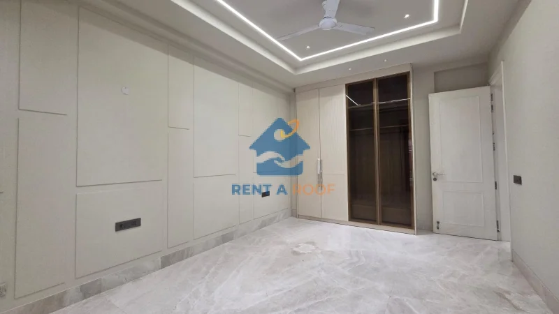 3 BHK on First Floor for Sale in Greater Kailash 1