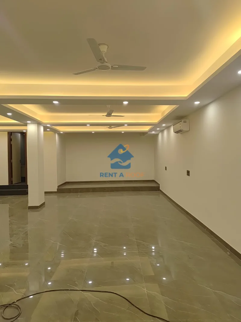 Commercial space on Basement Floor for Sale in Greater Kailash 2