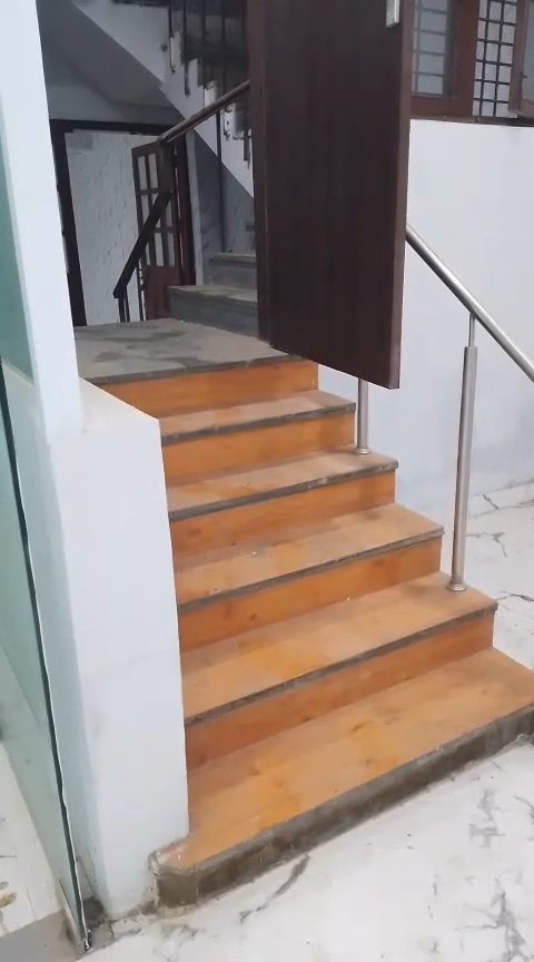 4 BHK on Basement Floor for Sale in Green Park Extension