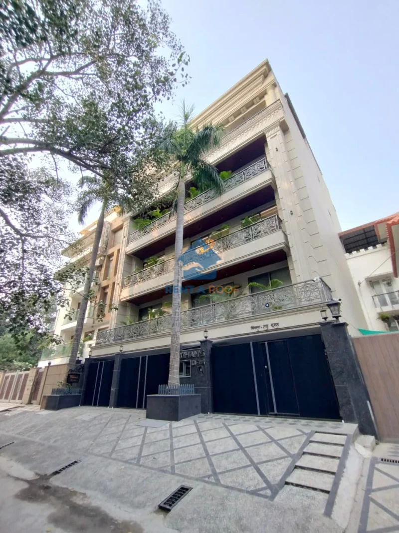4 BHK on Ground Floor for Rent in Defence Colony