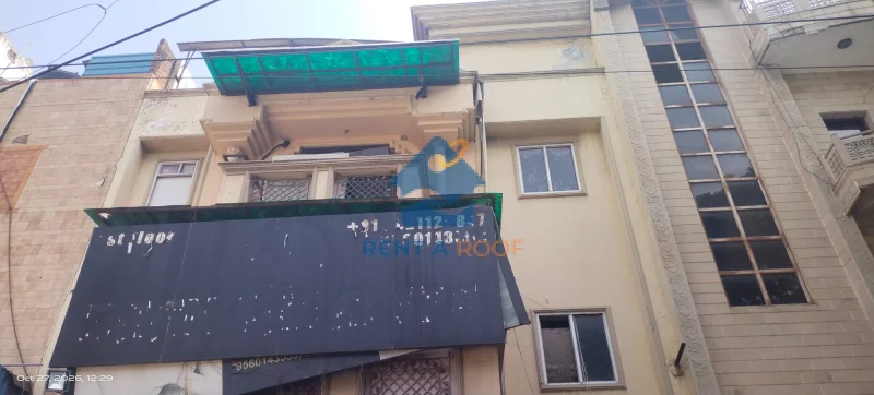 Commercial space on Second Floor for Sale in Defence Colony