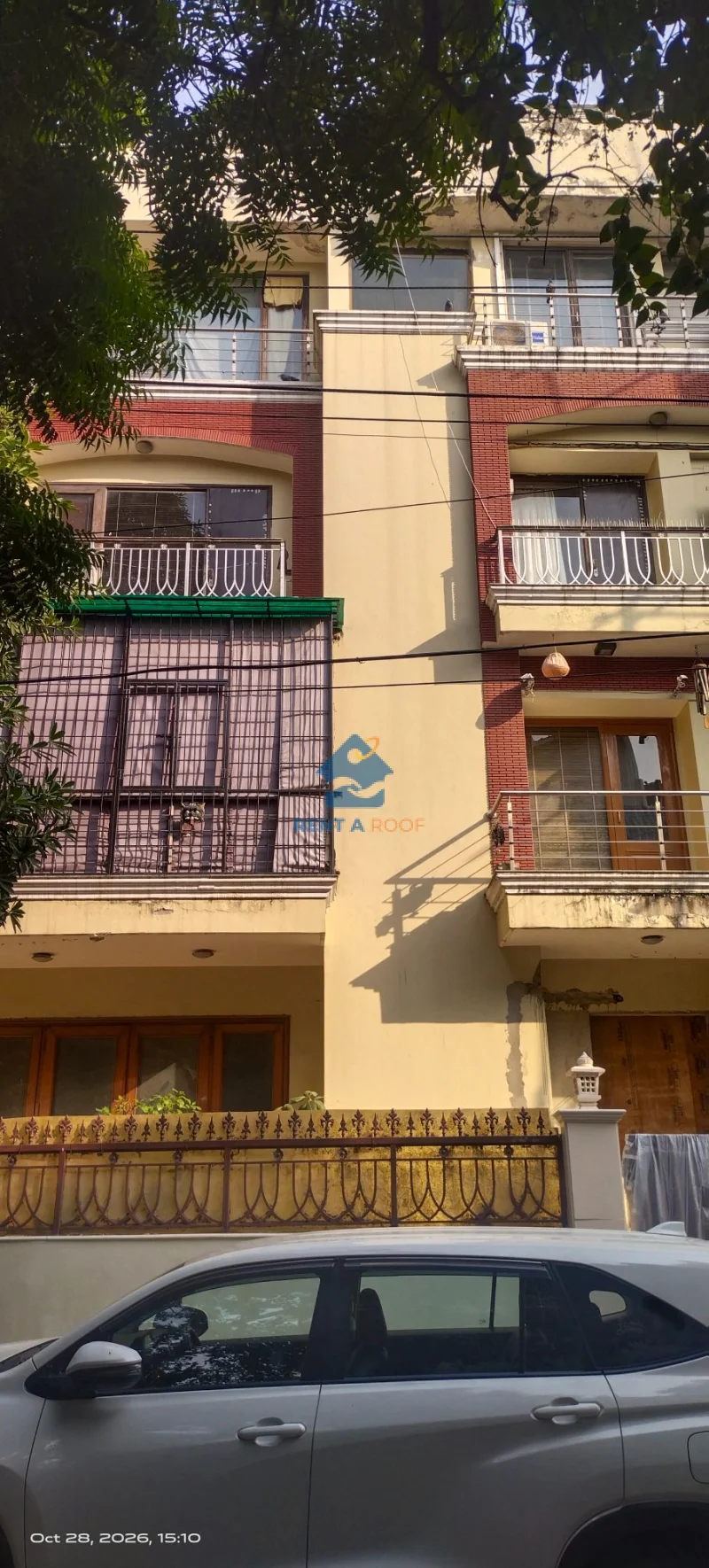 4 BHK on Basement Floor for Sale in Defence Colony