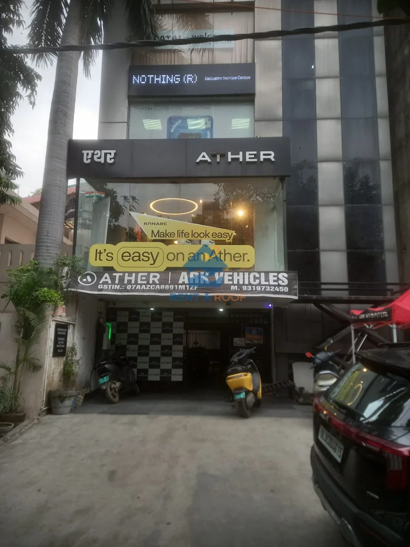 Commercial space on Basement Floor for Rent in Lajpat Nagar 2