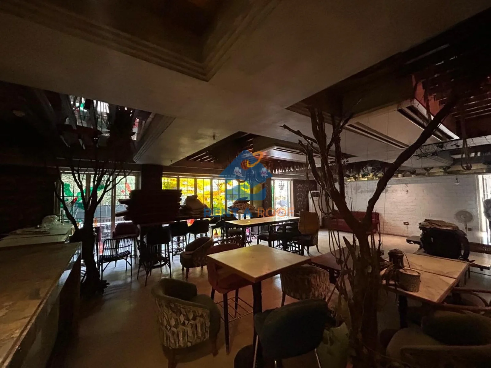 Commercial space on First Floor for Rent in Defence Colony