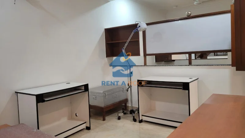 Commercial space on Basement Floor for Rent in South Extension II