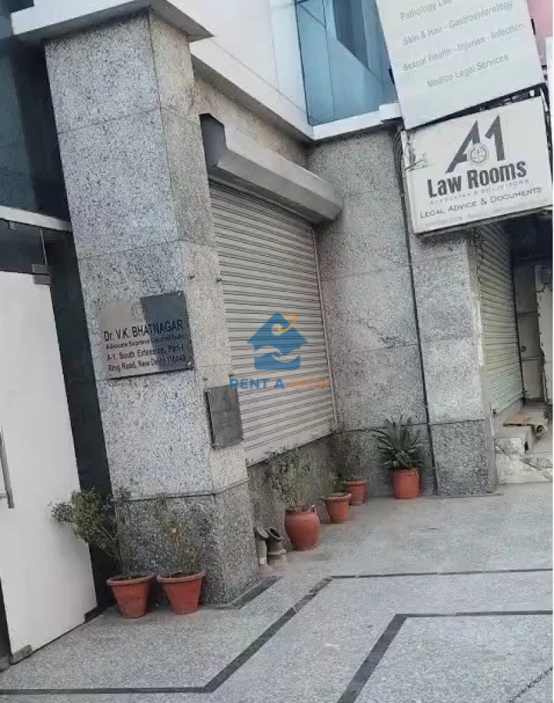 Commercial space on Ground Floor for Rent in South Extension I