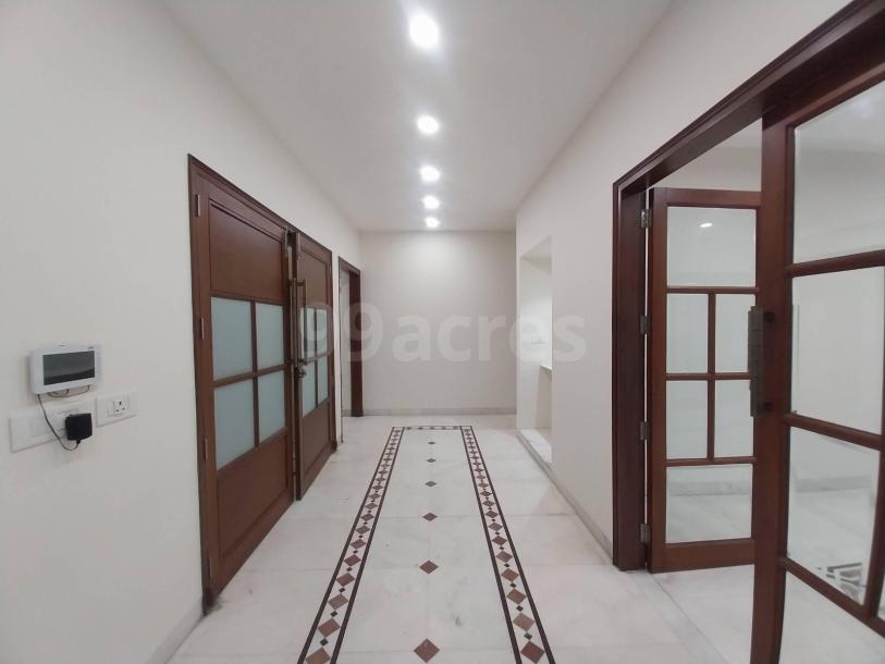 3BHK Builder Floor-11